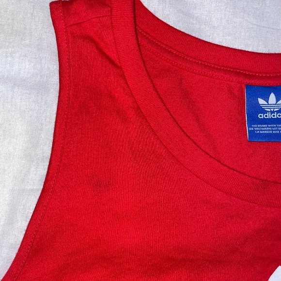 Adidas Originals Red Women Red Loose Printed Crop Top - Picture 6 of 7